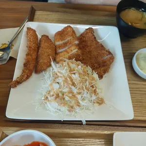 돈키돈가스 사진