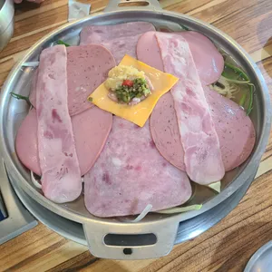 이태리부대찌개 사진