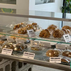 앳더브릭 리뷰 사진