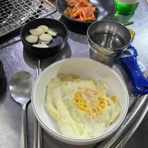 꽃돼지연탄구이 사진
