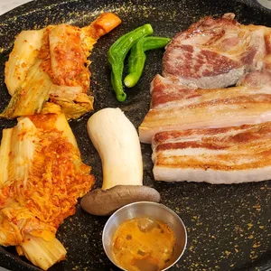 돼슐랭 사진