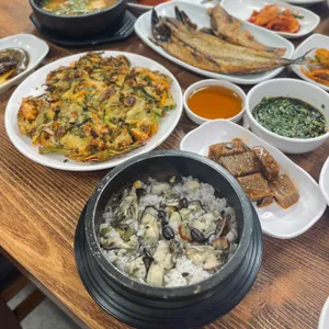 은행나무집 사진