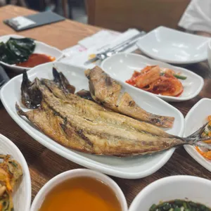 은행나무집 사진