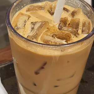 폴바셋 사진