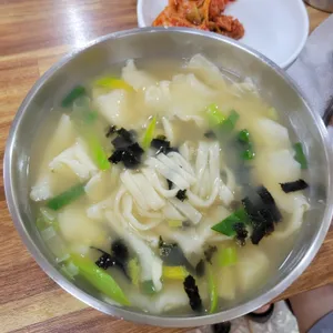 산월수제비칼국수 사진