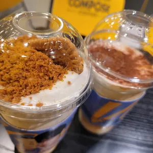 컴포즈커피 대표 사진