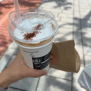 라르티스타 사진