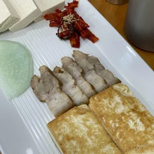 맷돌로만 사진