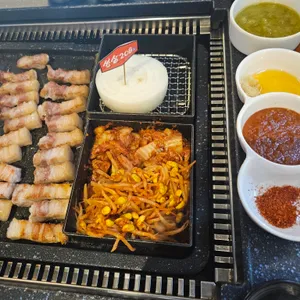 쏘삼208 사진