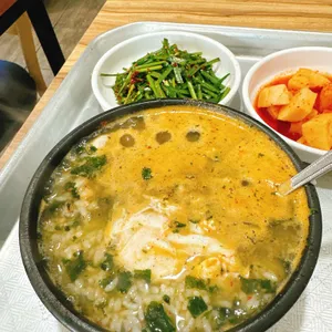 24시원조굴뚝배기전문점 사진