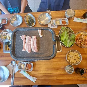 도니랑김치생삼겹 사진