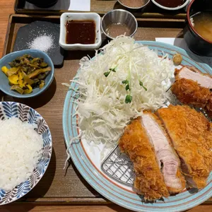 크레이지카츠 사진