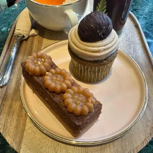 까치화방 사진