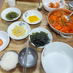 엄마네 돼지찌개 사진