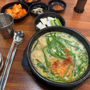 부산아지매국밥 사진