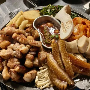 돼봉삼겹살 사진