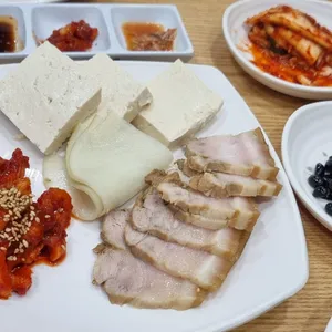 맷돌로만 사진