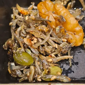 찬장 리뷰 사진