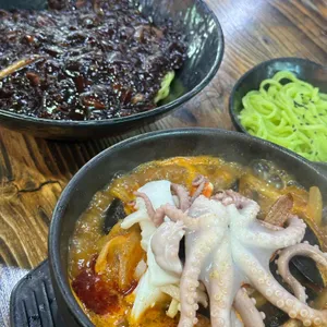 윤원뚝배기짬뽕 사진