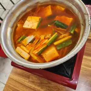 양푼이김치찌개 사진