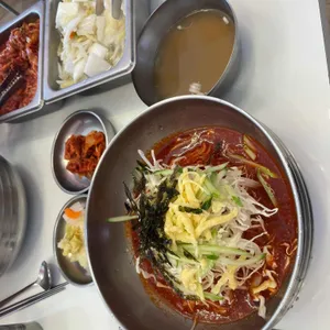넘치는 국수한그릇 사진