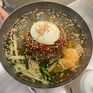 목구멍 사진