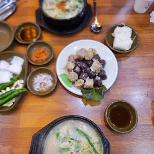 영진돼지국밥 사진