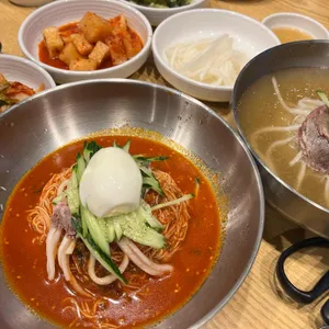 함흥냉면 진진면옥 사진