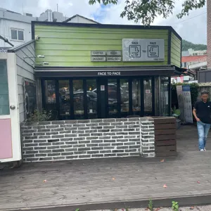 페이스투페이스 리뷰 사진