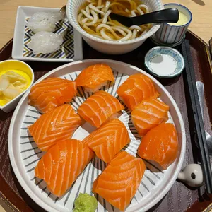 토모루스시 사진