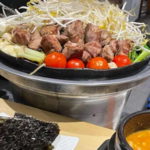 청년양고기 사진