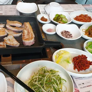 돈블랑 사진