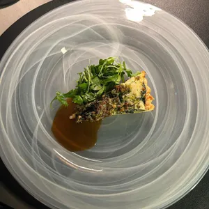 콘피에르 리뷰 사진