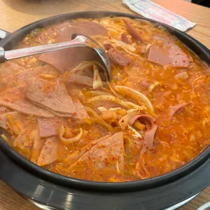 엉클부대찌개 사진