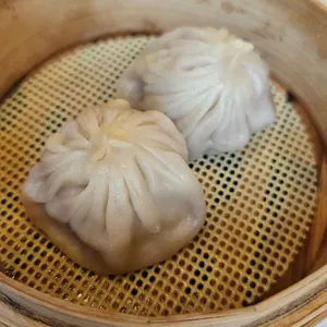 슈엔 사진