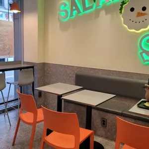 샐러디 리뷰 사진