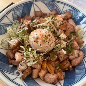 고멘 사진