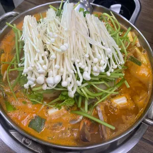 충남서산집 사진