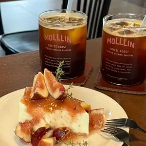 몰린커피로스트 사진