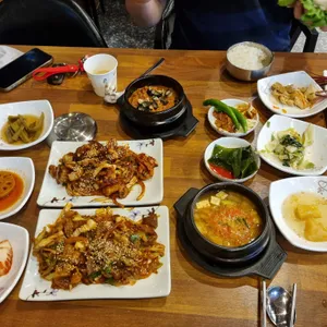 윤훈식농가쌈밥 사진