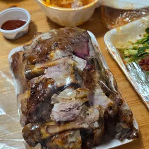 뚱이미니족발 사진
