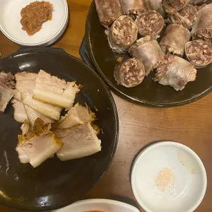 더도이종가돼지국밥 사진