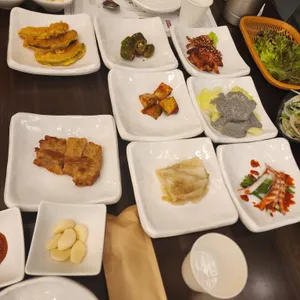 천왕봉흑돈 사진