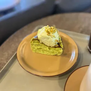 라잇나잇 사진