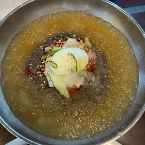 고인돌 김치떡삼겹 사진