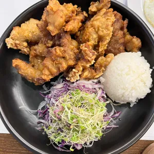 더로딘 사진