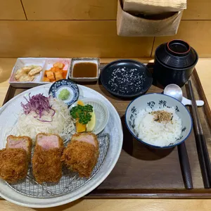 얌얌카츠 사진
