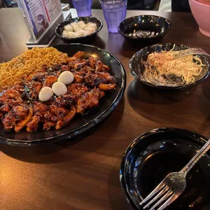 꼬꼬아찌 사진