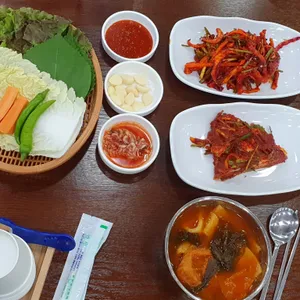 칡산에족발 사진