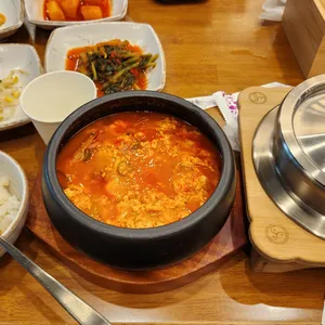 기와옥 순두부 사진